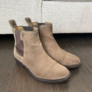 Ugg Booties (Chelsea Boot)